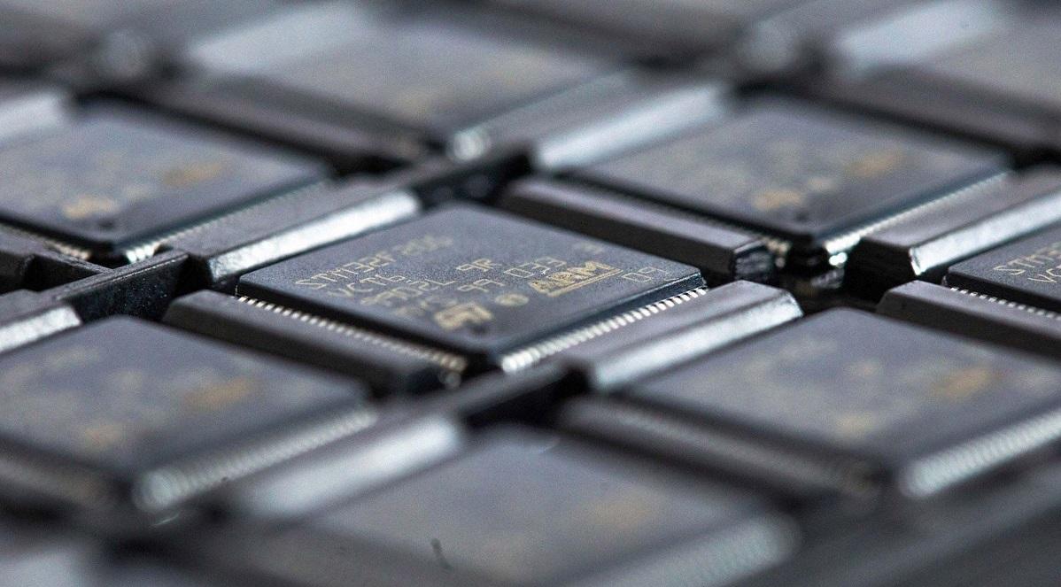 Chip market troubles pose threats after AI euphoria