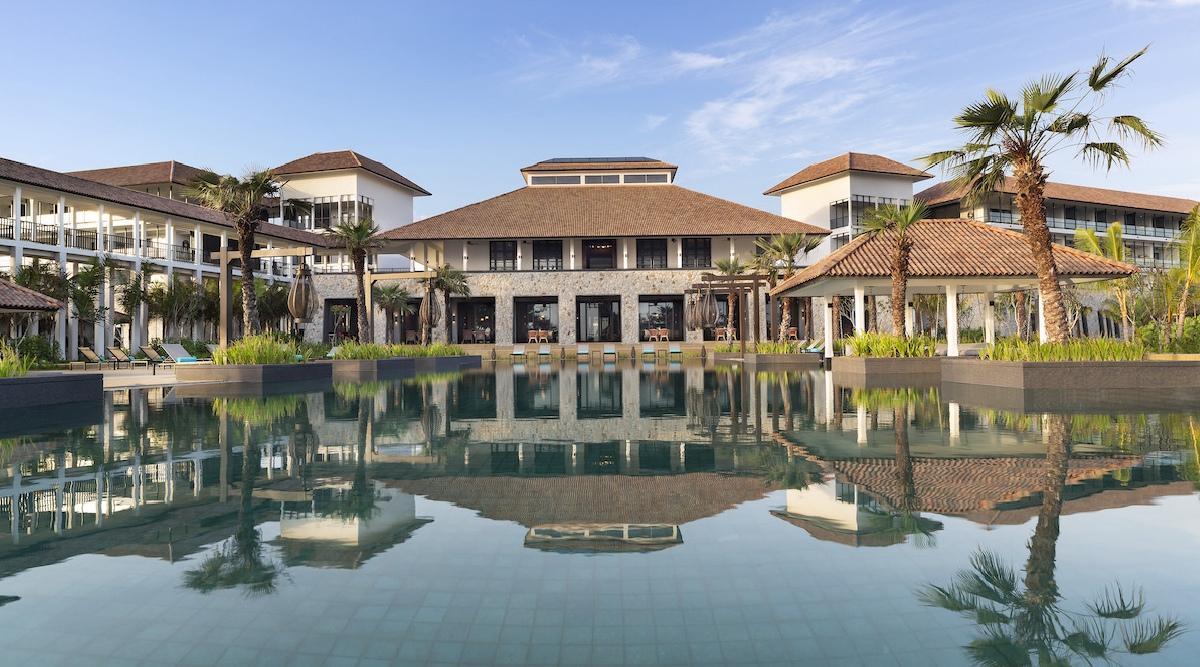 Anantara Desaru Coast Resort & Villas beckons vacationers with luxurious accommodations and family-friendly activities