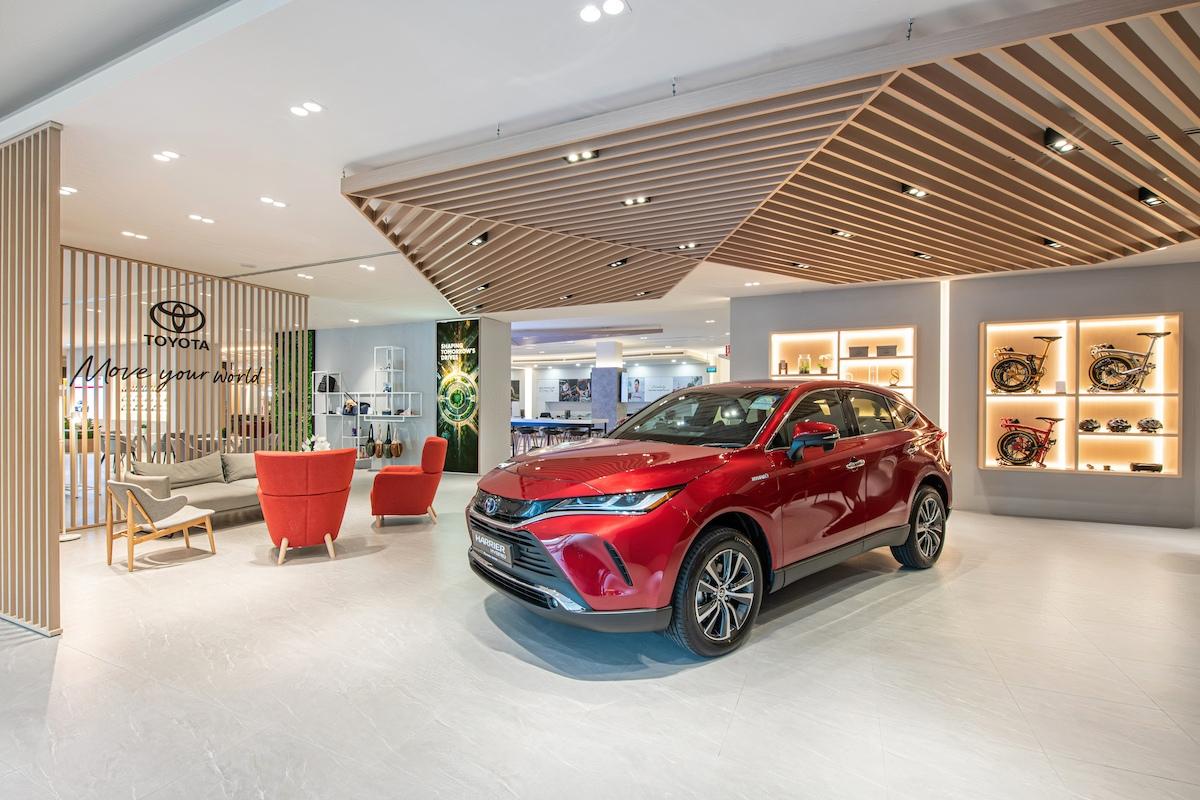 Omnichannel shopping and environmentally-friendly designs at Toyota’s revamped showroom